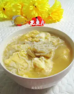 ♪ Squeeze the rice noodles ♪