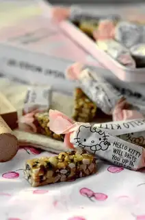 Peanut sugar