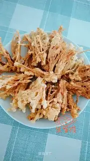 Fry golden needles