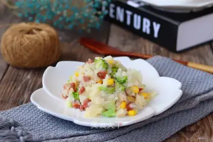 Beef sausage mashed potatoes