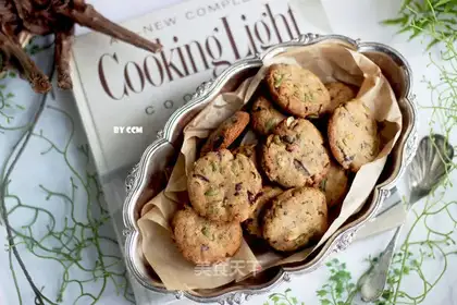 Cracker-style chocolate miracle