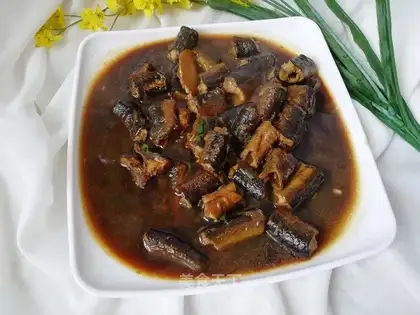Red-burned mackerel
