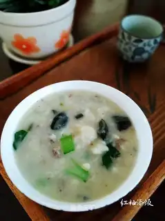 Skinny noodle soup