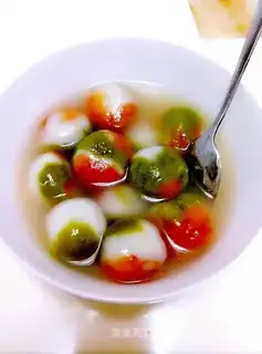 Colour soup round