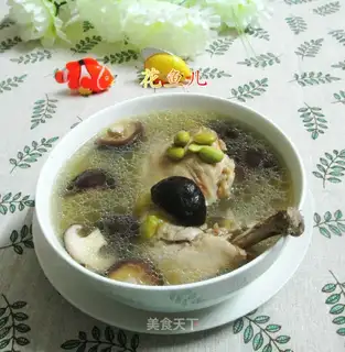 Frozen mushroom chicken leg soup