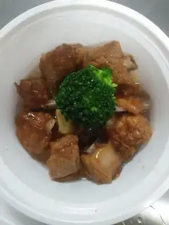 Plum crumbs