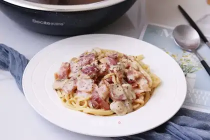 Butter bacon pasta