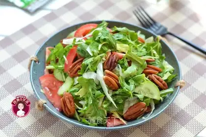 Began vegetable salad