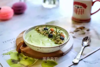 Quinoa butter shake
