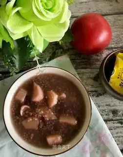 Peaches, rice porridge