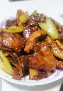 A tasting duck