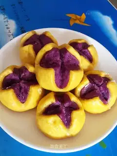 Flower buns