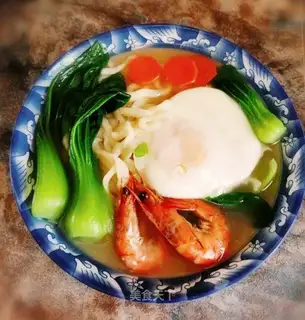 Shrimp noodle