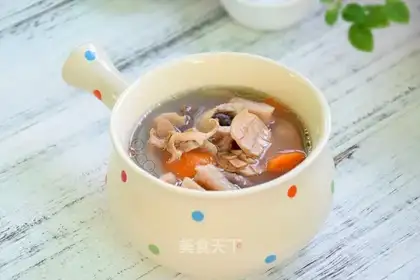 Liang ink fish bone soup