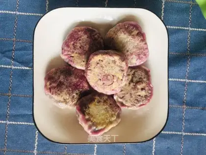 A simple version of potato cake