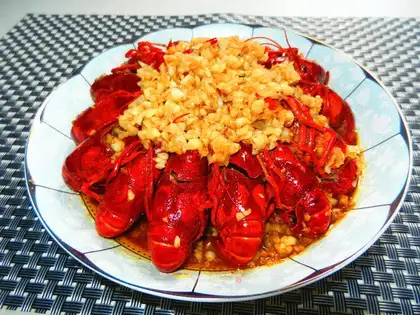 Spicy garlic lobster