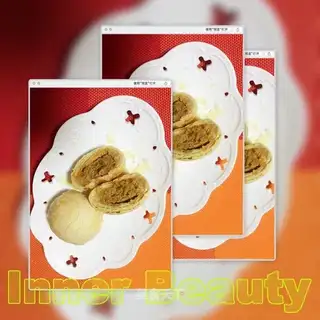 Squeeze meat mooncake