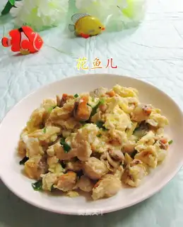 Scallops, fried eggs