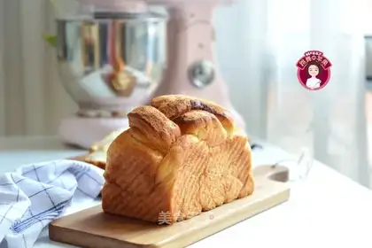 Almond milk toast