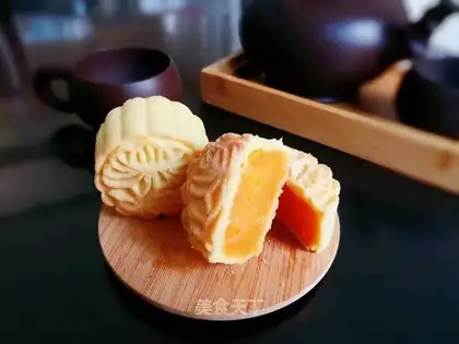♪ Soothing gold and milk ♪
