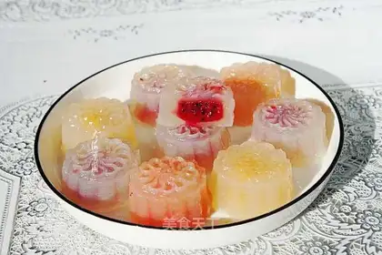 Crystal fruit mooncake