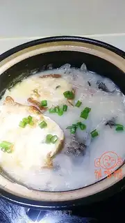 Omelette radish, white soup, fish soup