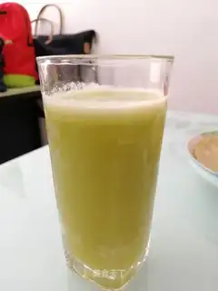 Apple juice