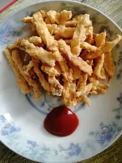 Fried almond mushrooms