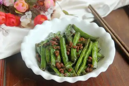 Sword bean fried meat