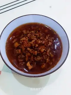Squeeze sauce