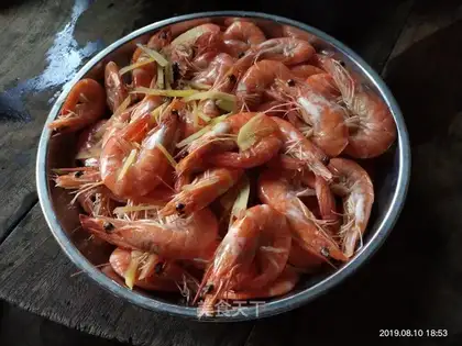 Boiled shrimp