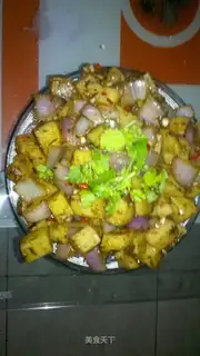 Spicy diced potatoes