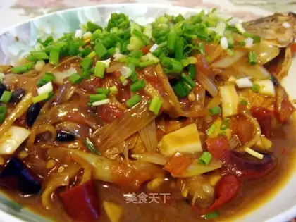 Braised golden backed red shredded fish