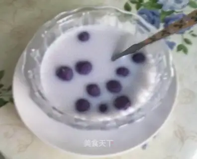 Purple potato balls in coconut juice