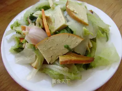 Braised cabbage with vegetarian chicken