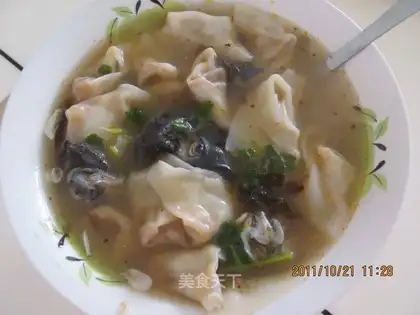 Black-chicken wonton