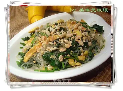Spinach mixed vermicelli