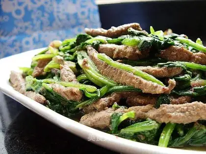 stir-fried pork liver with spinach