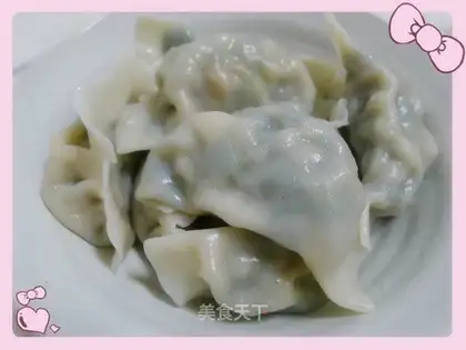 Dumplings stuffed with three delicacies
