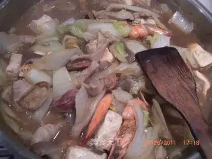 Stewed cabbage and vermicelli