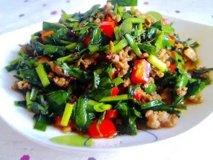 stir-fried leeks with minced pork