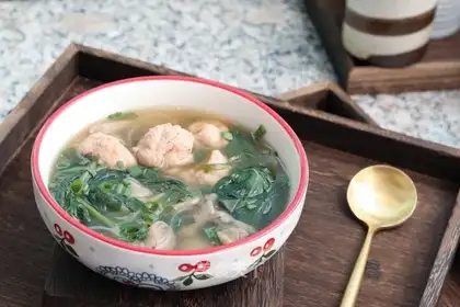 Shrimp spinach soup