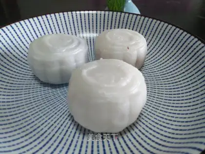 It's an ice-cream moon cake
