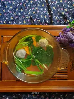 Spinachball soup