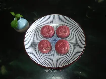 ♪ The pink pink mooncake ♪
