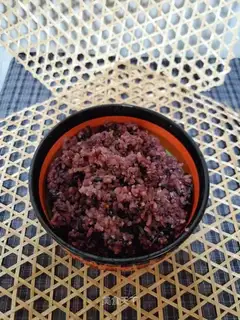 Four meters of rice