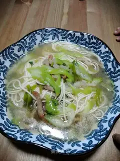 Emerald noodles