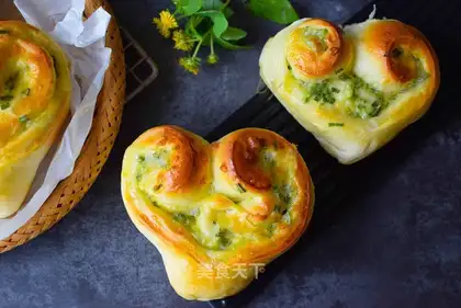 Onion cheese bread