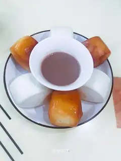 Gold buns