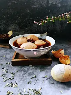 Five spicy tea eggs